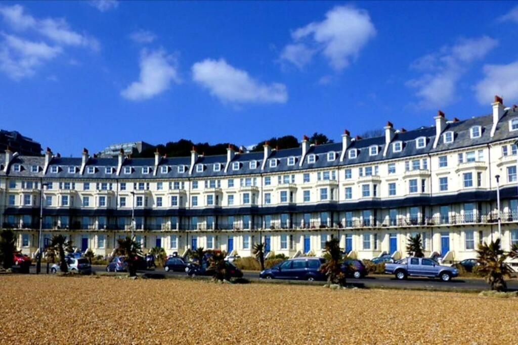 Beautifully Appointed, Period Seaside Apartment Folkestone Extérieur photo