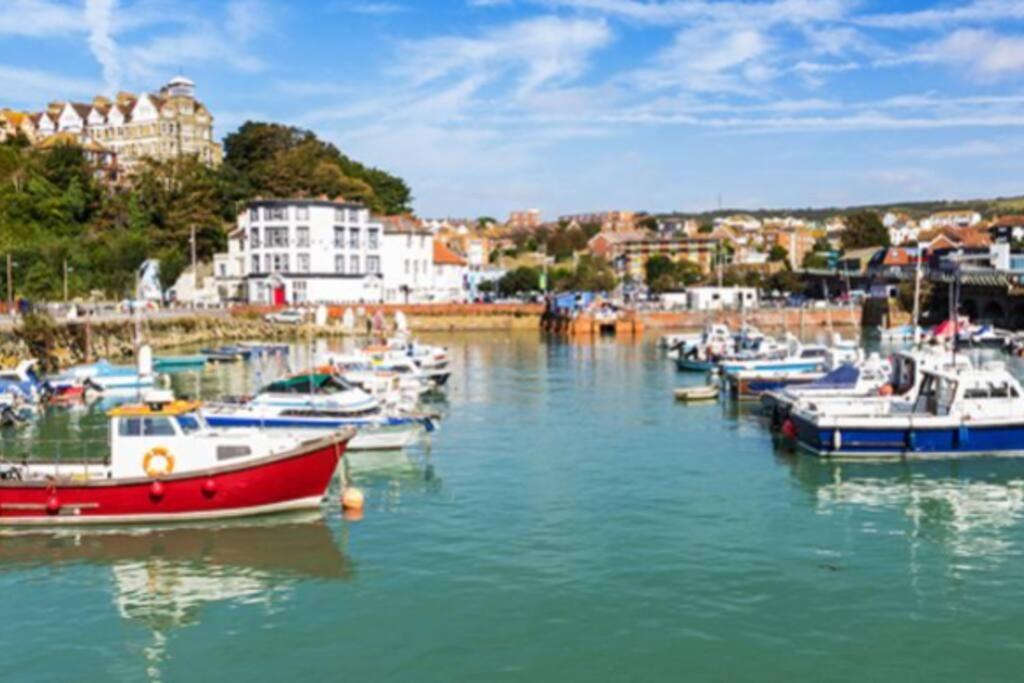 Beautifully Appointed, Period Seaside Apartment Folkestone Extérieur photo